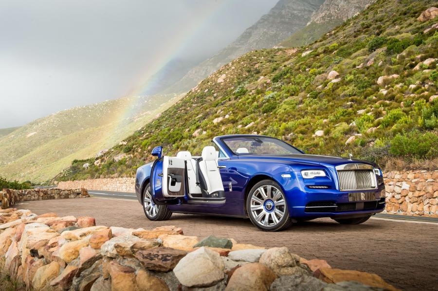  Rolls-Royce Dawn 2015 года  (UK) (фото 2 из 30)
